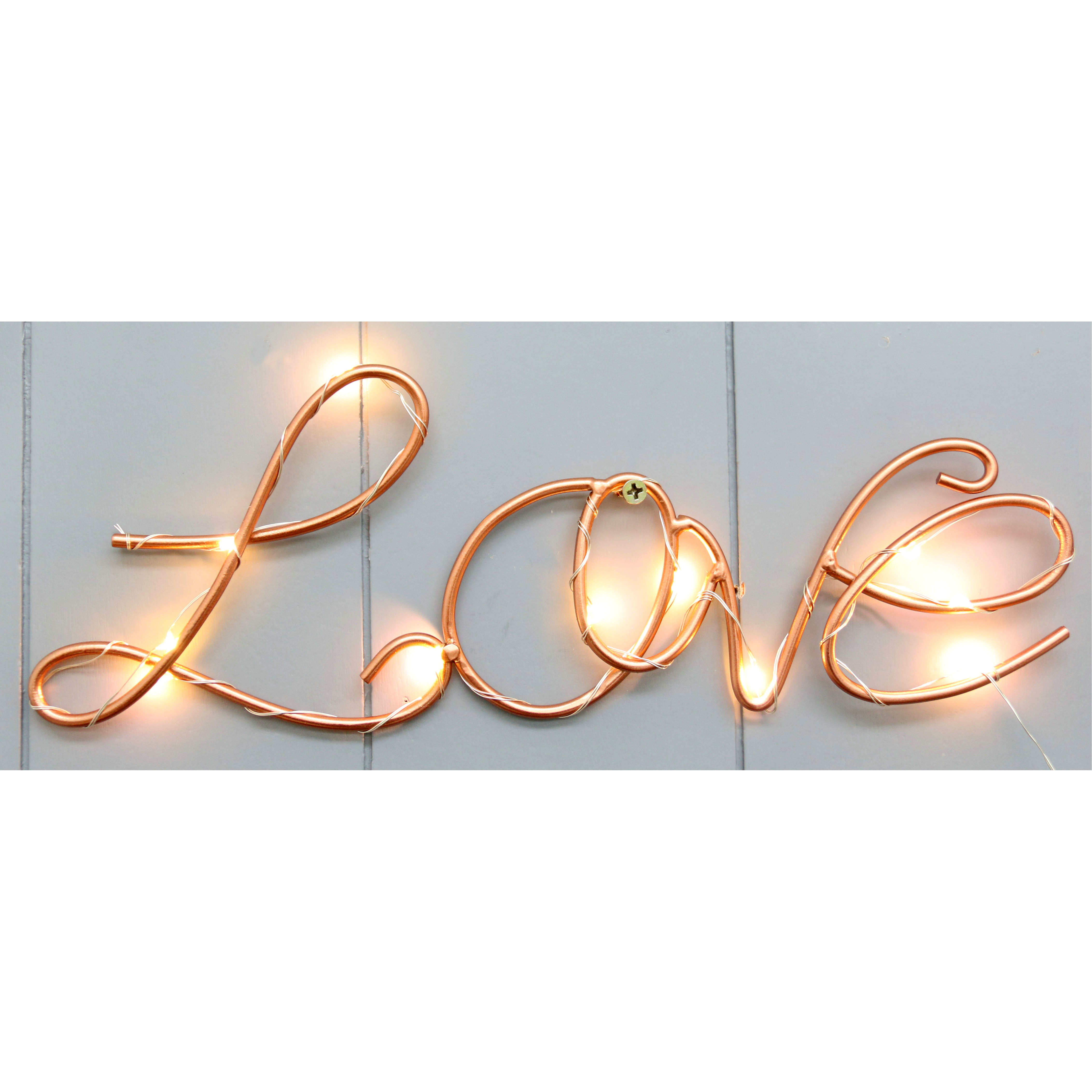FU-20373-1  Wire letter LOVE with LED  28.5x10cm